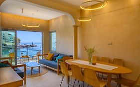 Asteria Seafront Luxury Apartment